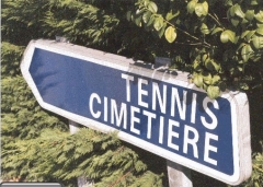 tennis cimetière.jpg